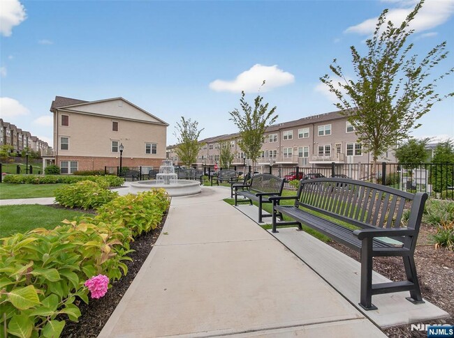 Building Photo - 1 Kennedy Ln