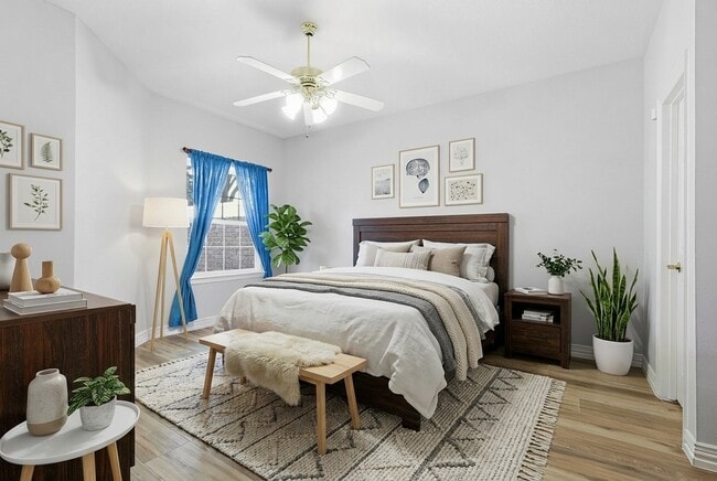 Building Photo - 1527 Orchard Park Dr