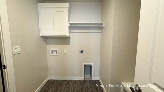 Building Photo - 8007 Date Ave