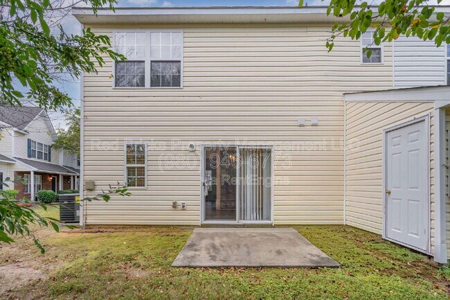 Building Photo - 16849 Greenlawn Hills Ct