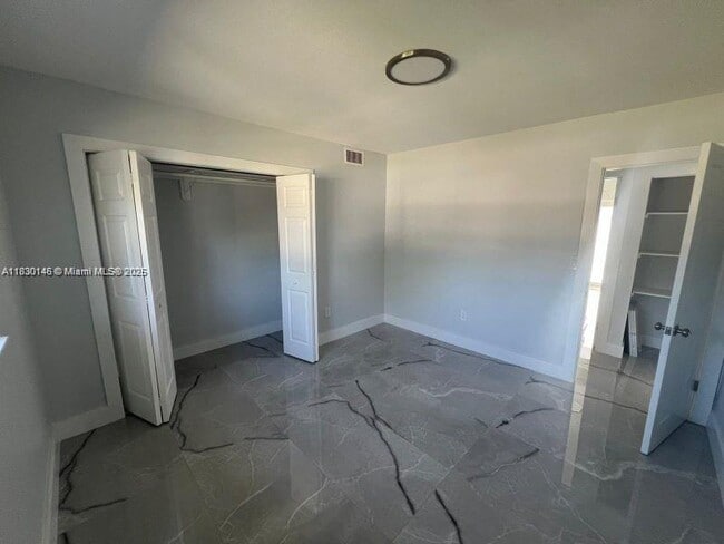 Building Photo - 3300 SW 127th Ct