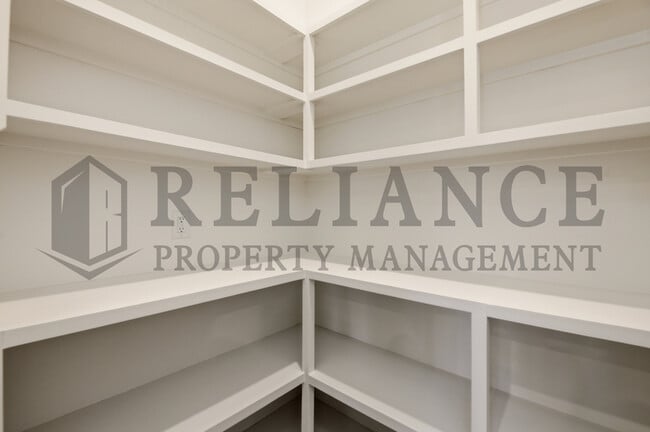 Building Photo - 501 Elmwood St