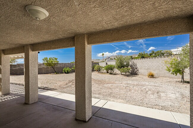Building Photo - 6025 Egan Crest Dr