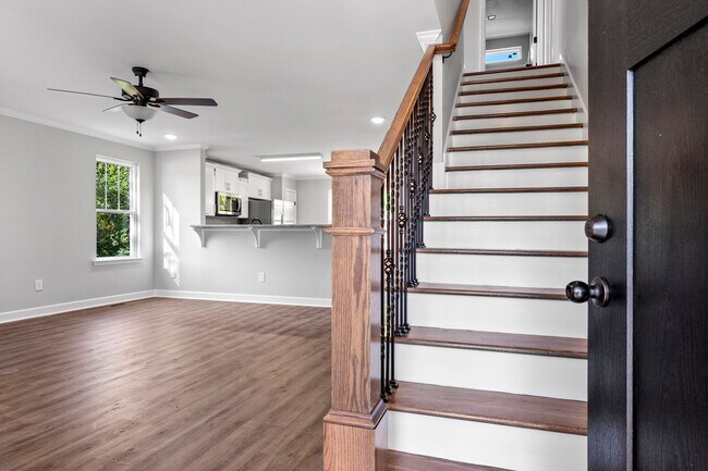 Building Photo - Beautiful Newer Construction Home in Old Hickory – 3 Bed, 2.5 Bath