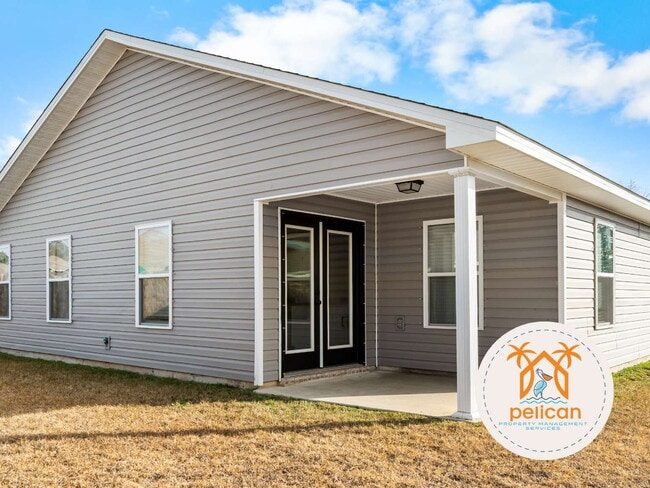 Building Photo - Move-In Ready Home in a Desirable Community