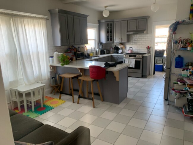 Building Photo - 692 62nd St