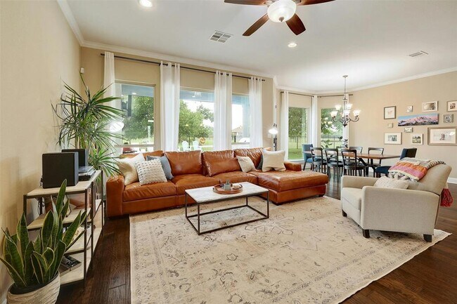 Building Photo - 120 Camp Verde Dr