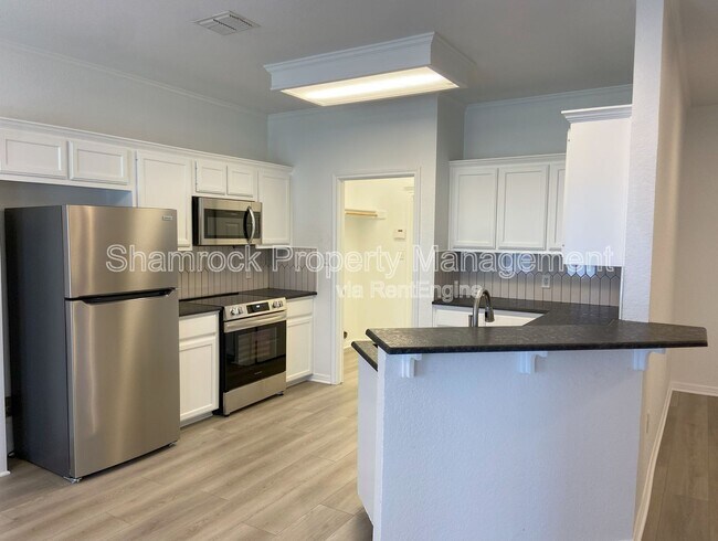Building Photo - 3061 Clydesdale Way
