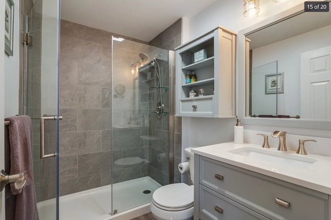 Building Photo - 106 Glengarry Dr