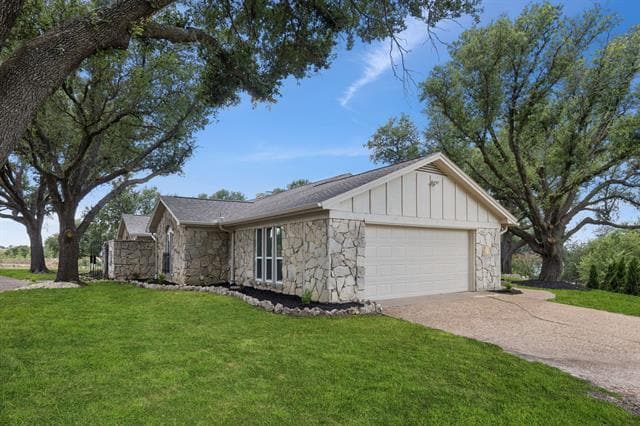Building Photo - 7408 Golf Club Dr