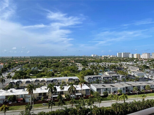 Building Photo - 600 Three Islands Boulevard