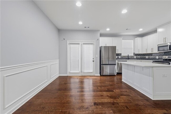 Building Photo - 5038 Longview Walk