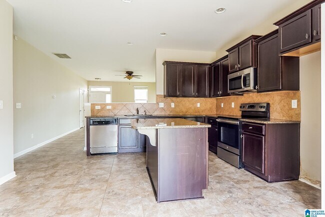 Building Photo - 5816 Cheshire Cove Trail
