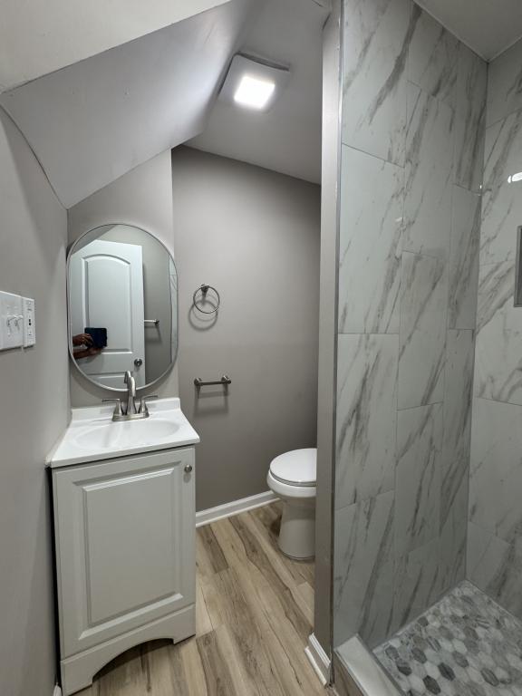 Building Photo - 9206 Greenway Ln