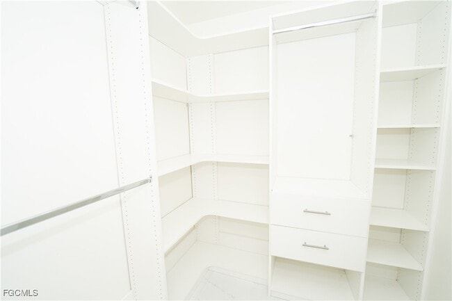 Building Photo - 1784 Bunting Ln