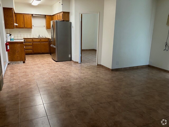 Building Photo - 21747 Vallejo St