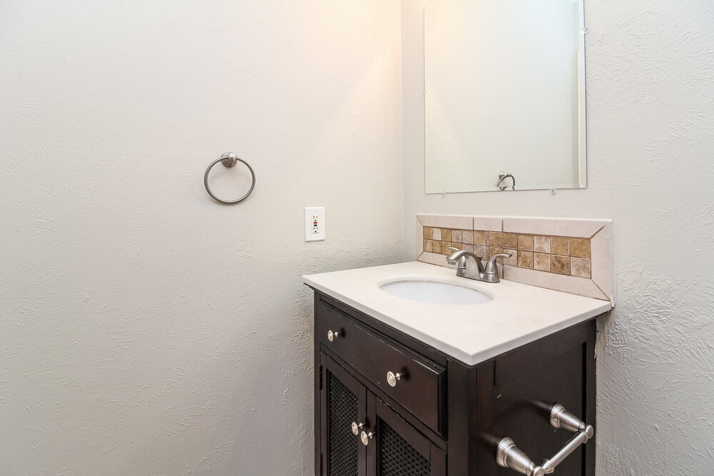 Building Photo - 9214 Willowbrook Dr