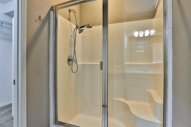 Building Photo - 15529 Landing Creek Ln