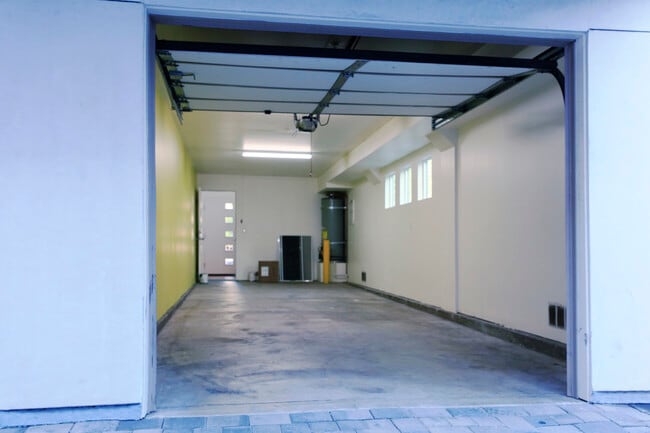 Garage Interior - 741 Wilcox Ave