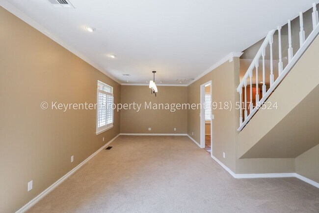 Building Photo - 4 Bed | 3 Bath | 2,659 sqft | Tulsa | Jenks School District