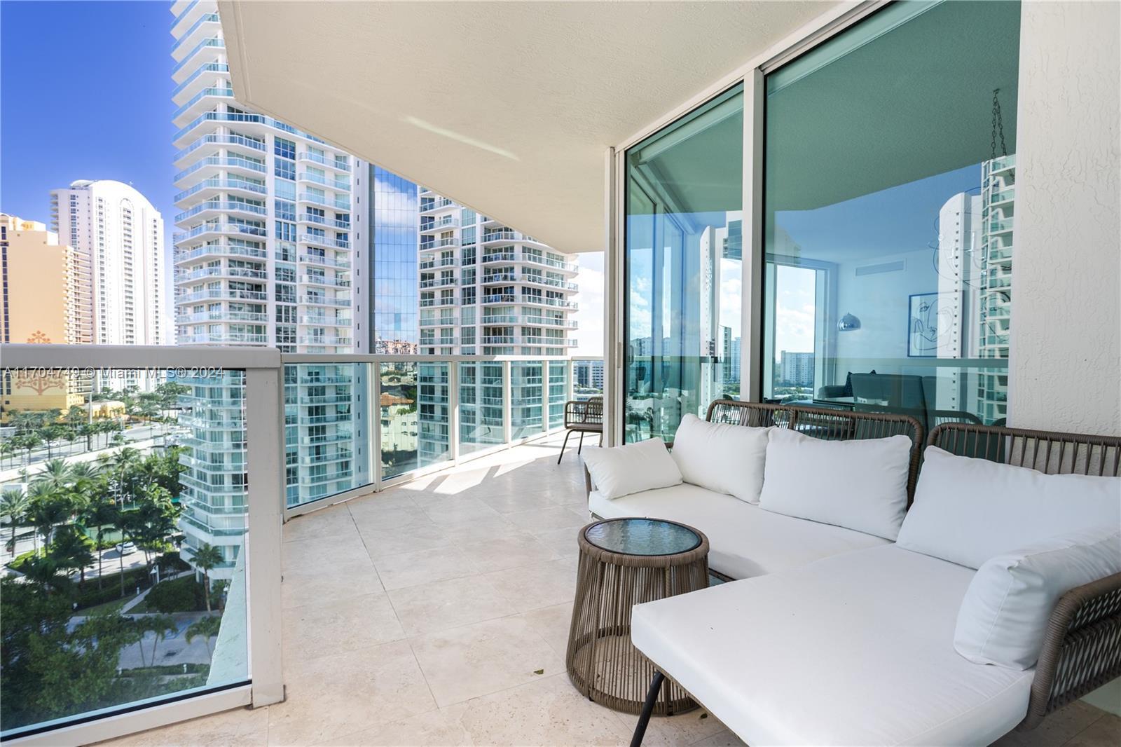 Building Photo - 200 Sunny Isles Blvd