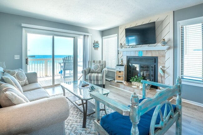 Building Photo - PERFECT "WORK FROM HOME" LOCATION