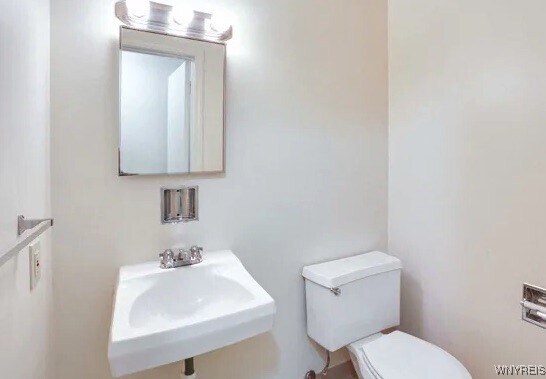 Building Photo - 74 Sundridge Dr