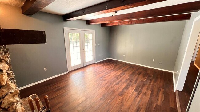 Building Photo - 1073 Leeward Dr