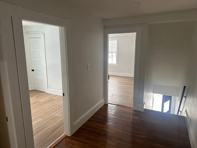 Building Photo - 124 First St