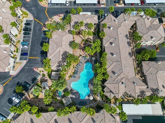 Building Photo - 7107 S Durango Dr