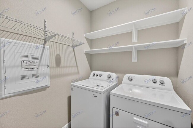 Building Photo - 2521 Dunbarton Dr