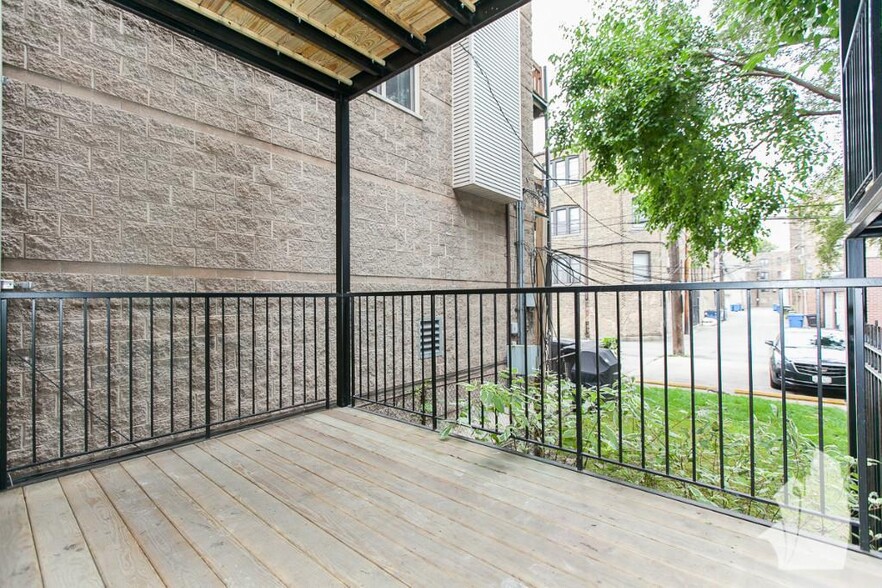 Building Photo - 1460 W Grace St