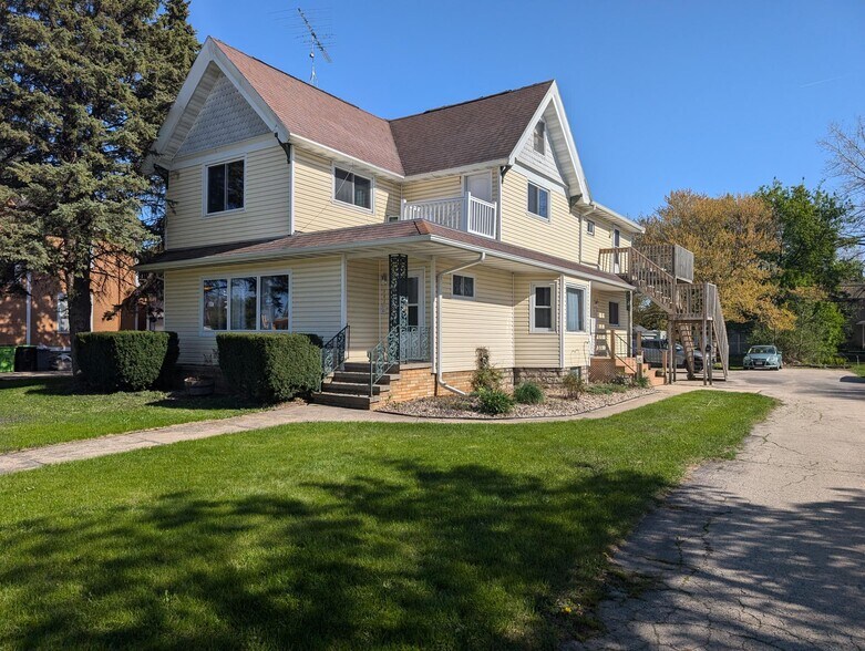 Primary Photo - 563 E Main St