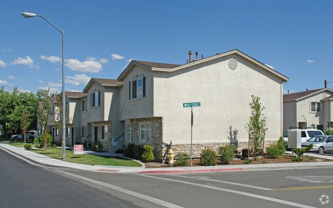 Primary Photo - Prater Way Apartments