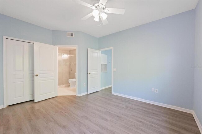 Building Photo - 17110 Carrington Park Dr