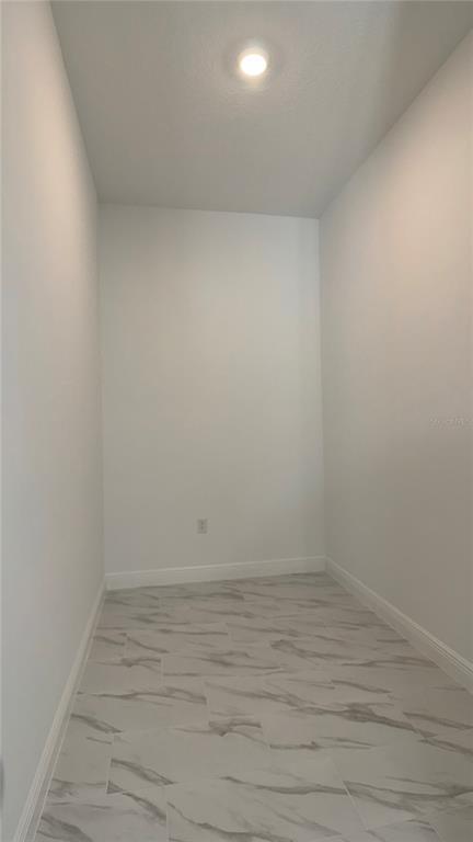 Building Photo - 14415 Crest Palm Ave