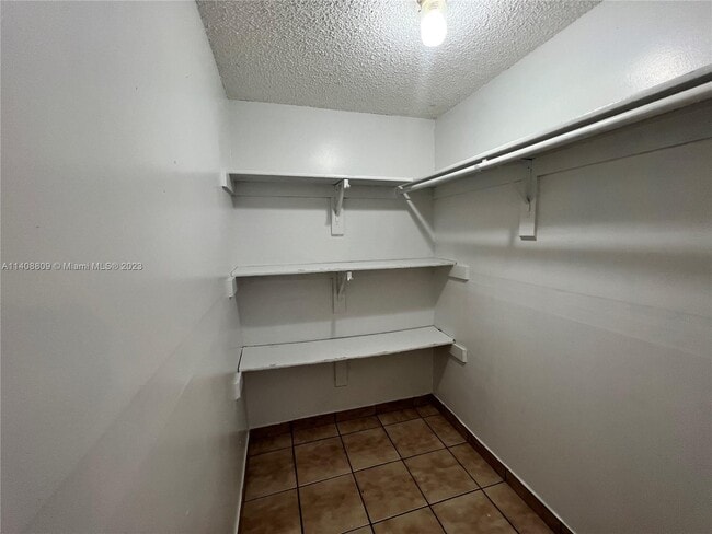 Building Photo - 1211 Rutland St