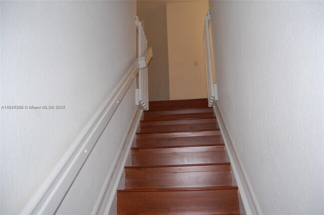 Building Photo - 11061 NW 87th St