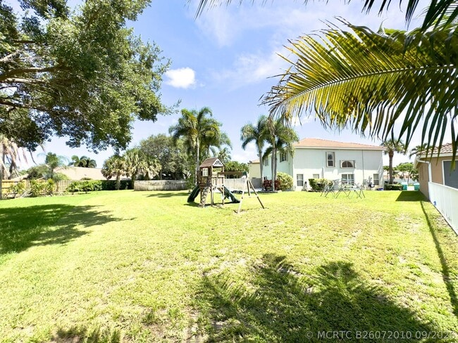 Building Photo - 1118 Fosters Mill Dr
