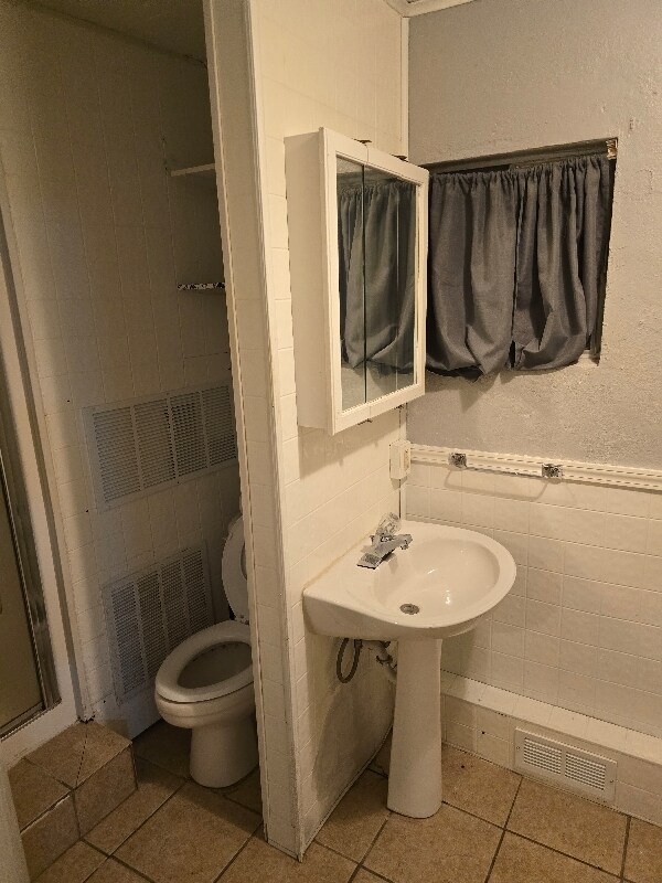 Building Photo - 1505 W Chestnut St