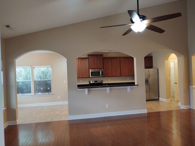 Building Photo - Beautiful, Corner Lot,  Ranch Style home l...