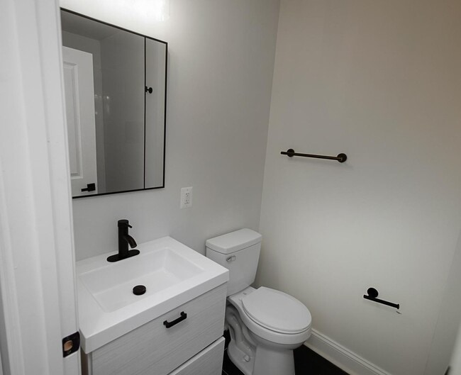 Building Photo - 3 BED/ 3BATH HOME IN HISTORIC IRVINGTON!!!