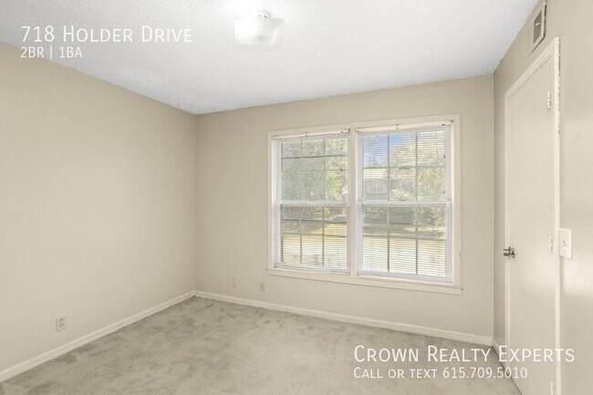 Building Photo - 718 Holder Dr