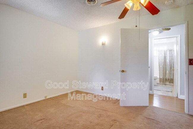 Building Photo - 10321 Courtright Rd