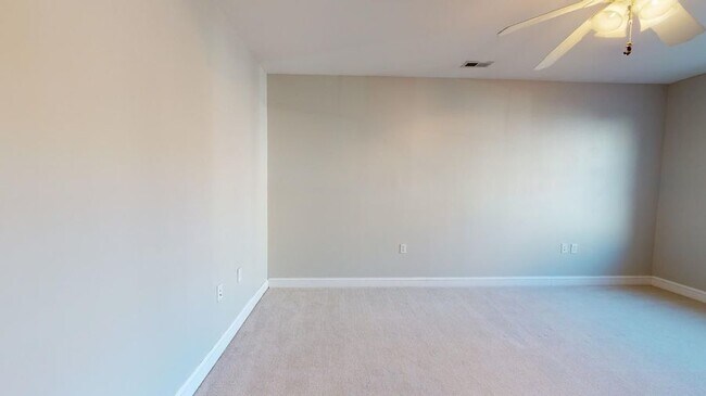 Building Photo - 1417 Chapin St NW