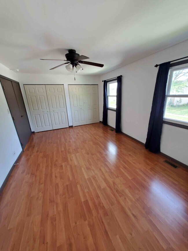 Building Photo - 4551 Bicek Ct