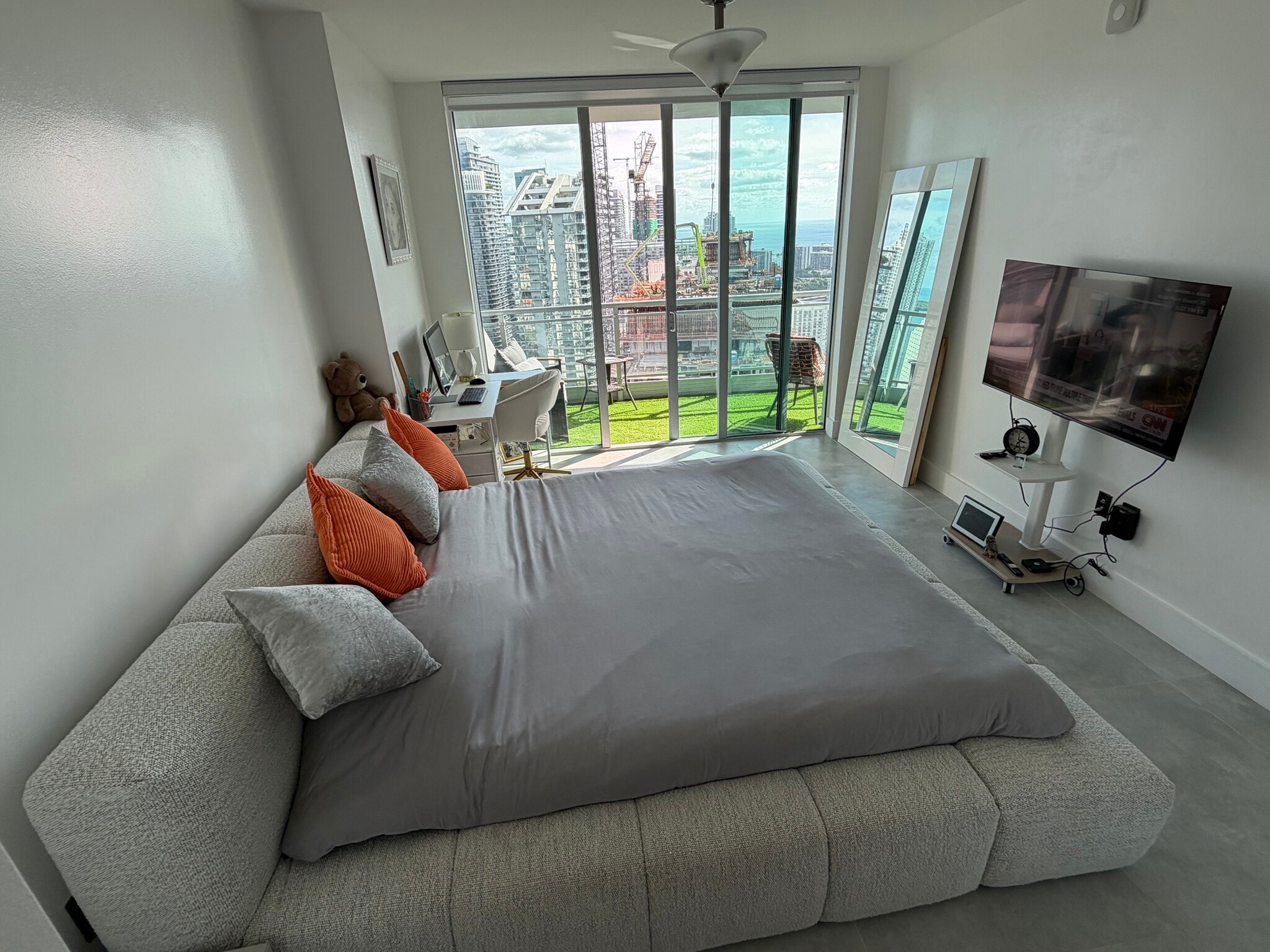 Building Photo - 92 SW 3rd St