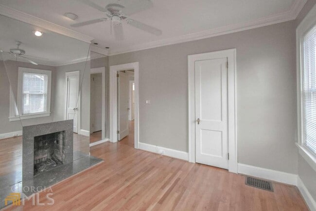 Building Photo - 1176 Holly St NW