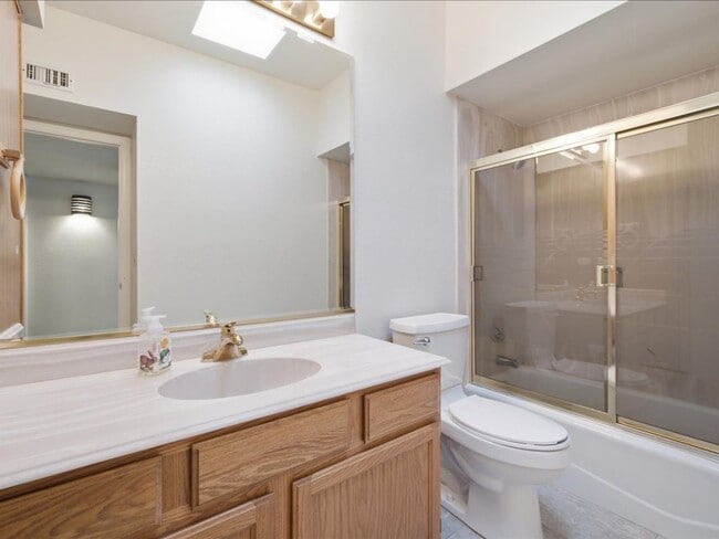 Building Photo - 10111 Spyglass