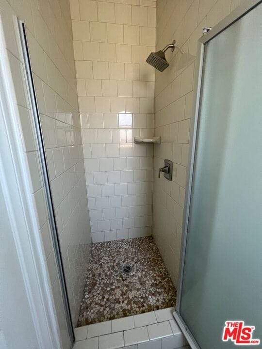 Building Photo - 1282 S Highland Ave